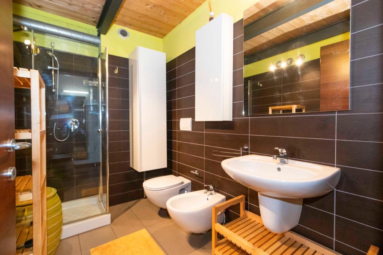 Dora Riverside Modern Apartment With Private Parking Turyn Zewnętrze zdjęcie